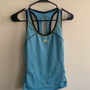 Adidas workout top with inner bra lining